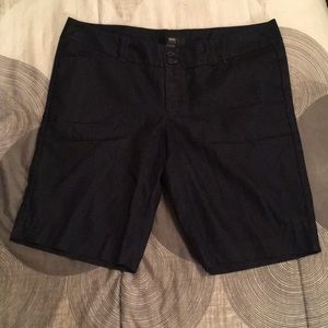 Dark blue Bermuda shorts